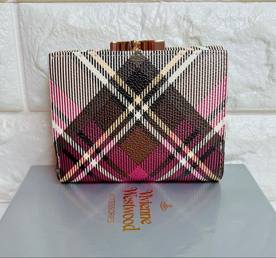 【ショッパー付き◇新品】可愛い ヴィヴィアン・ウエストウッド　三つ折り財布