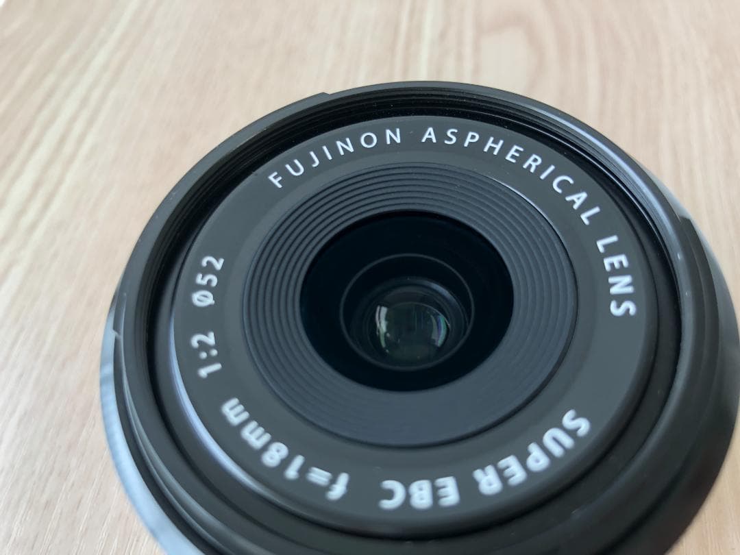 【おまけ付き】Fujinon 18mm F2 R 単焦点レンズ　FUJIFILM