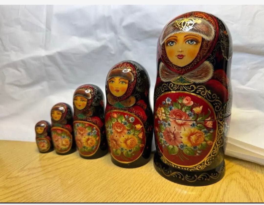 月末セール‼️ロシア　ヴィンテージ アーティスト作品、マトリョーシカ　5組。現状
