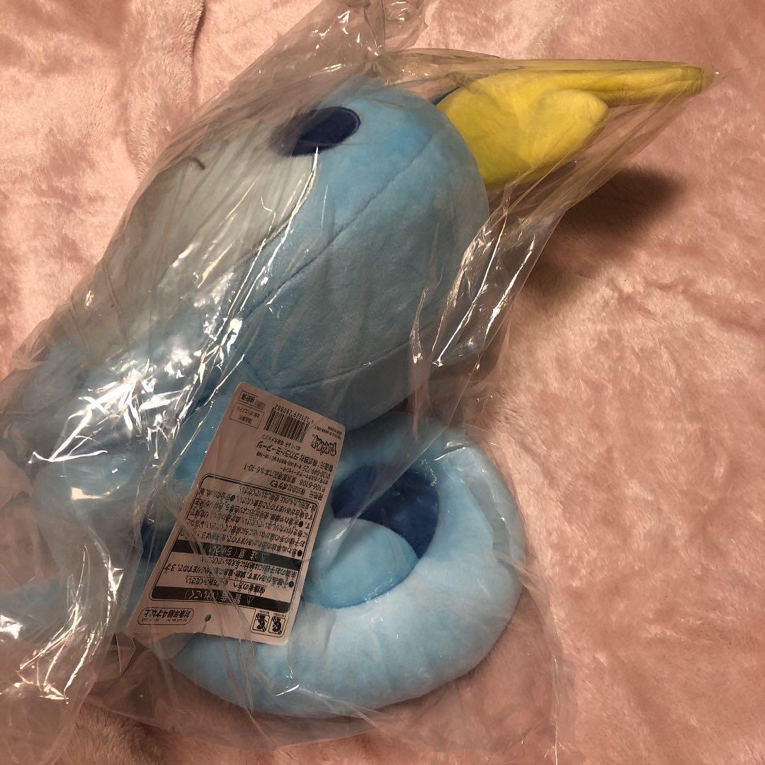 ポケモンセンター　等身大メッソン　ポケモン　ぬいぐるみ