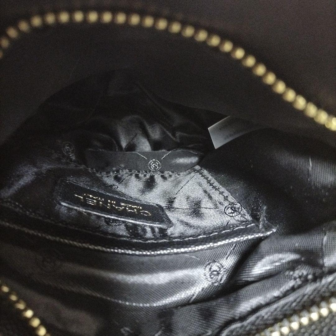 CHANEL 黒 レザー キルティング(ノベルティグッズ)保存袋リボン花、付き