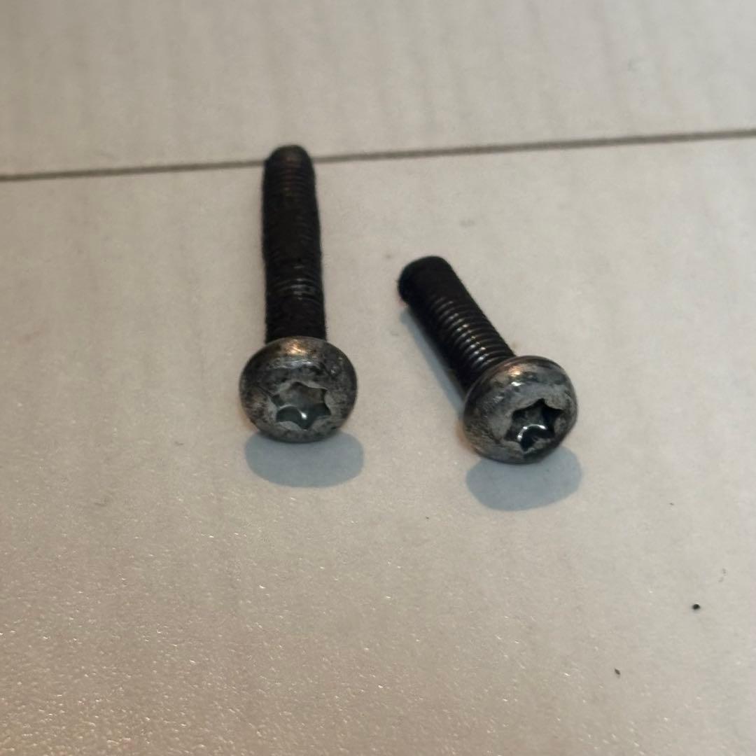 RIMOWA リモワ クラシック キャビン 4輪 機内持ち込み可　タイヤ2つ破損