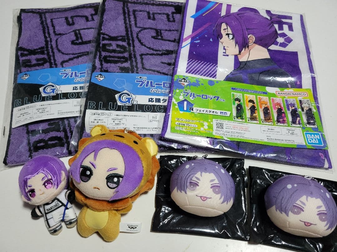 ブルーロック 御影玲王 缶バッジ アクスタ ふぁぼか ちびぐるみ おまんじゅう