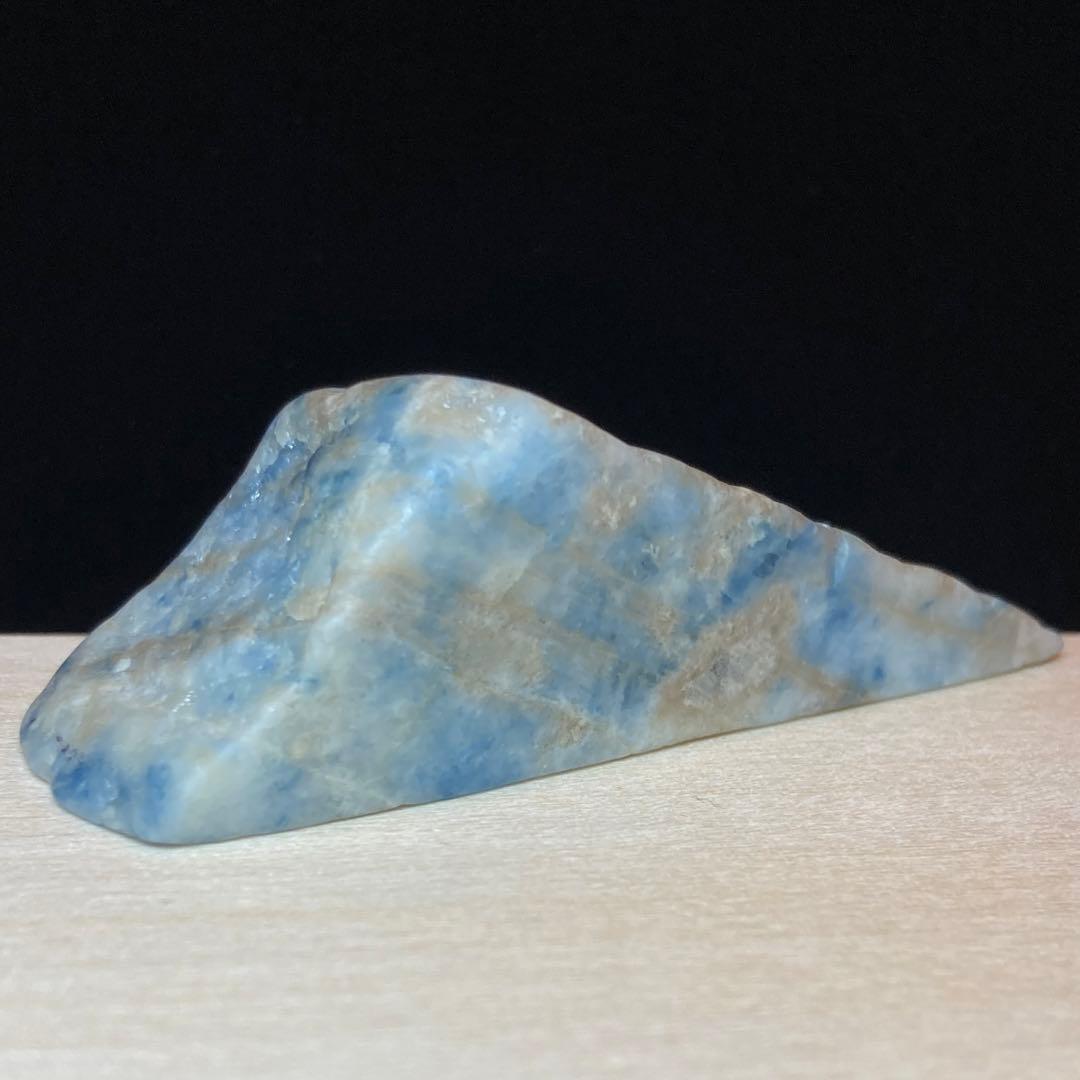 糸魚川翡翠　インクブルー　入りコン沢 青翡翠　翡翠輝石　原石　30.7ｇ