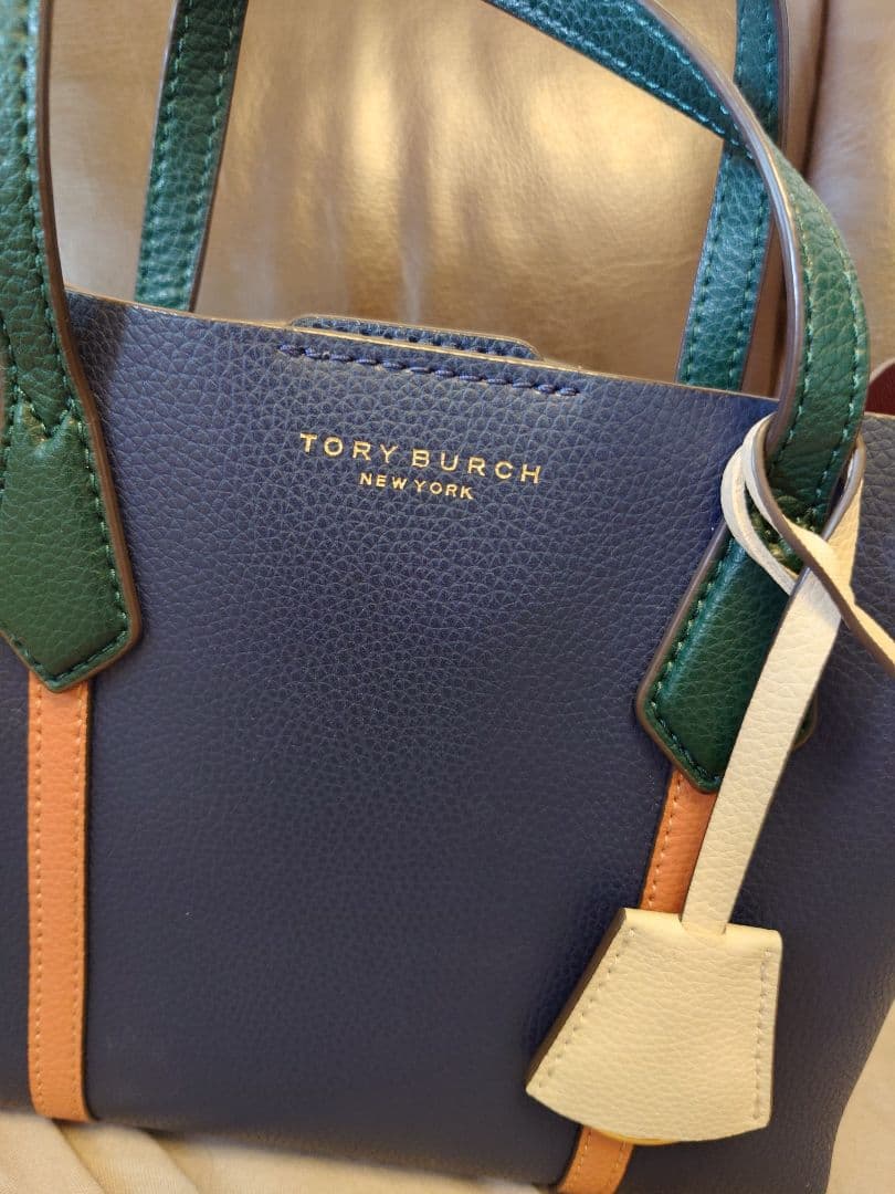 正月SALE！TORY BURCH ネイビー レザー ハンドバッグ