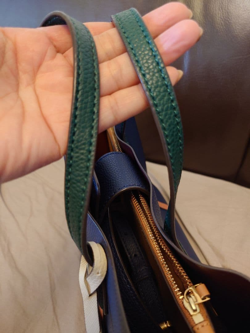 正月SALE！TORY BURCH ネイビー レザー ハンドバッグ