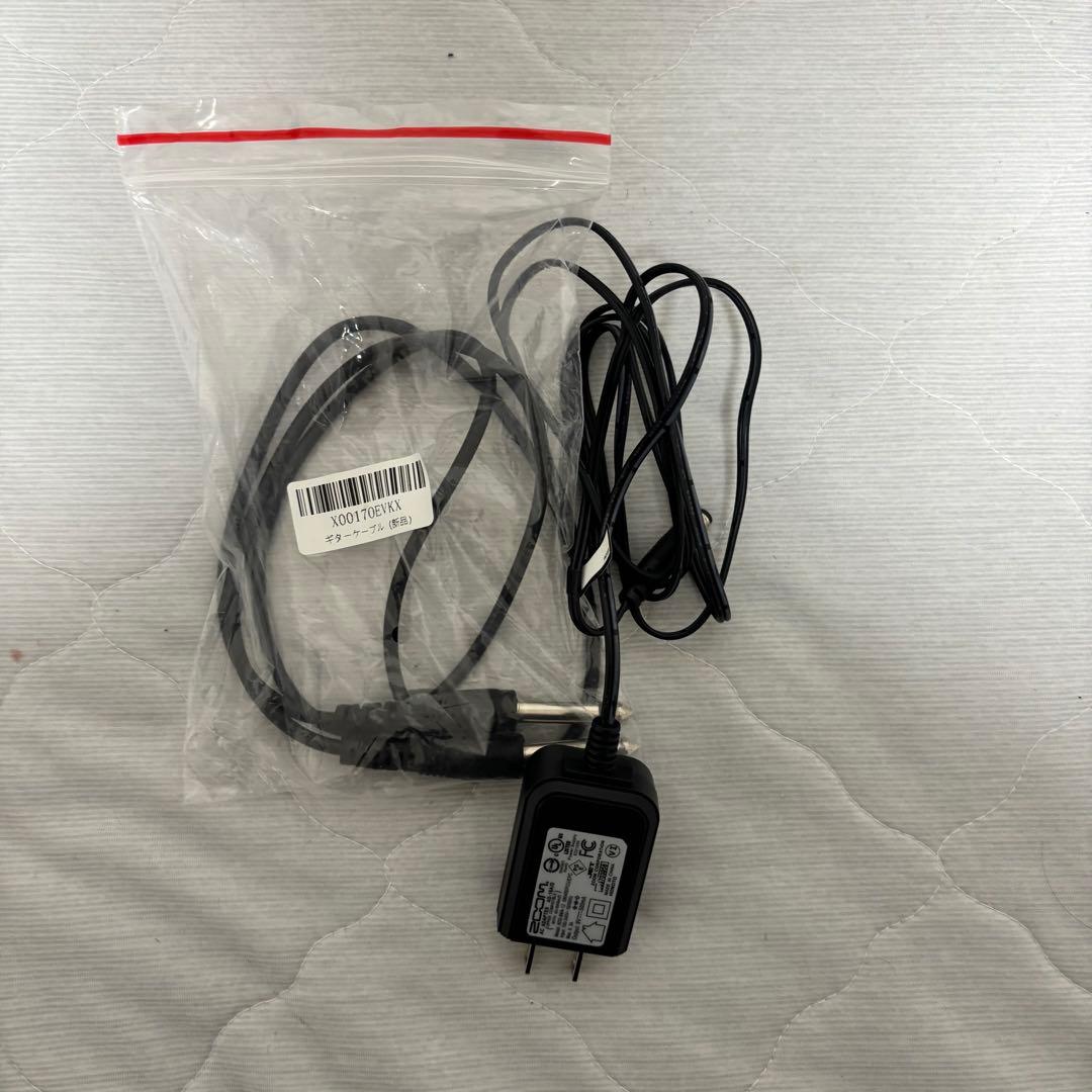 ZOOM G1X FOUR 極美品 『シールドおまけ付き』