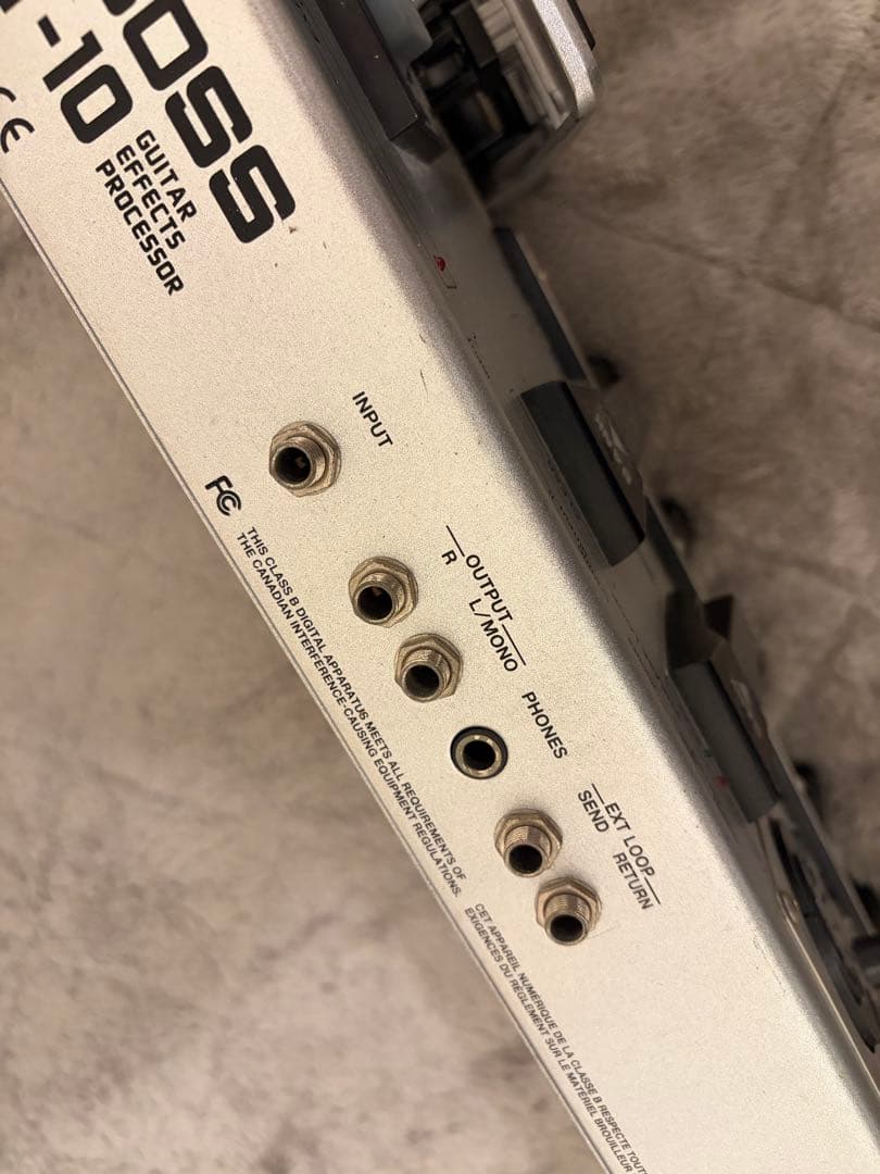 BOSS GT-10 マルチエフェクター 動作OK！外観錆あり