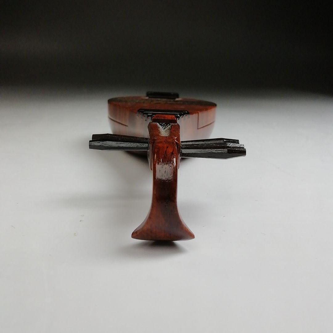 Ｔ９０１　香合　『秋草蒔絵　花梨造り』『琵琶香合』『道場宗廣 造』　共箱　茶道具