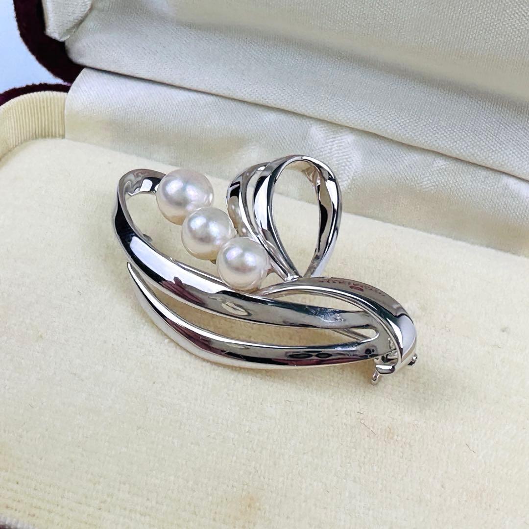 美品　ミキモト　シルバー 真珠 ブローチ　コサージュ　アクセサリー　ロゴ