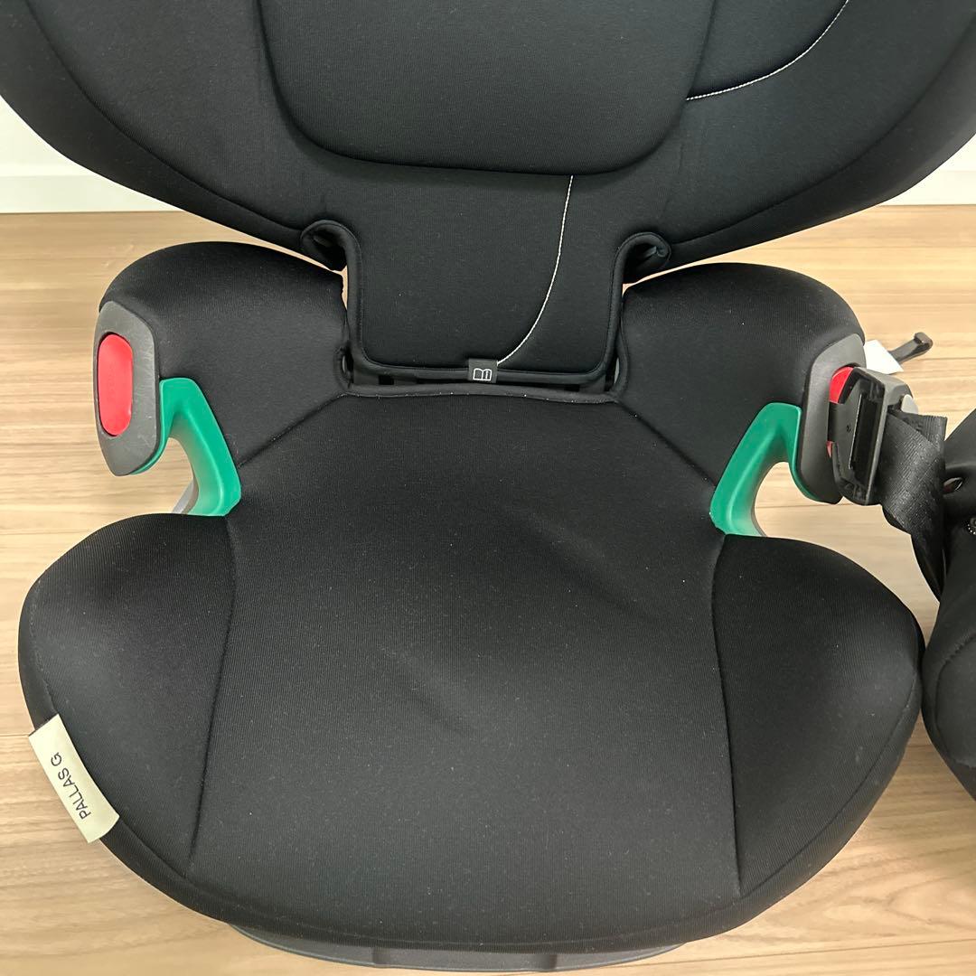 cybex 車用チャイルドシート 保護マット付き⭐︎