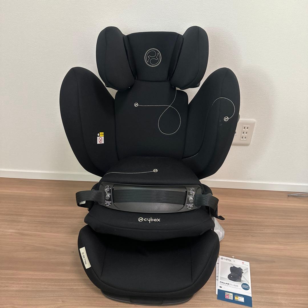 cybex 車用チャイルドシート 保護マット付き⭐︎