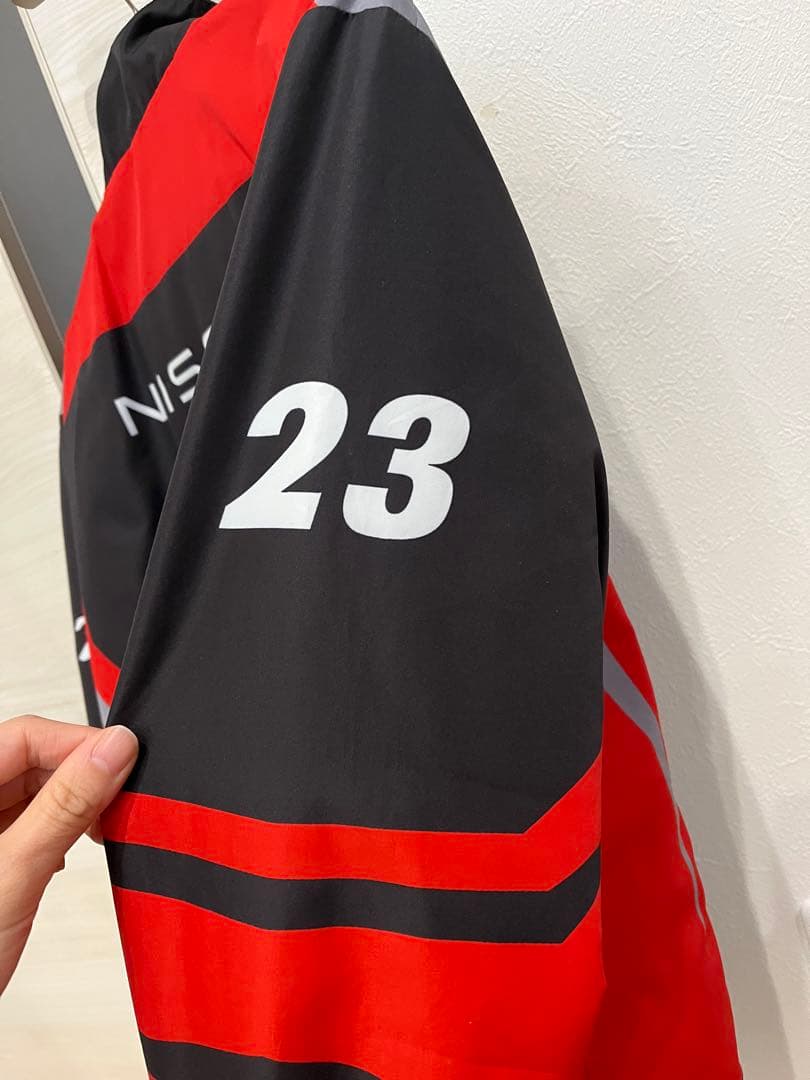 Nissan nismo ジャンパー 赤/黒　(完売品)