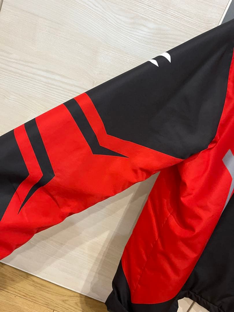 Nissan nismo ジャンパー 赤/黒　(完売品)