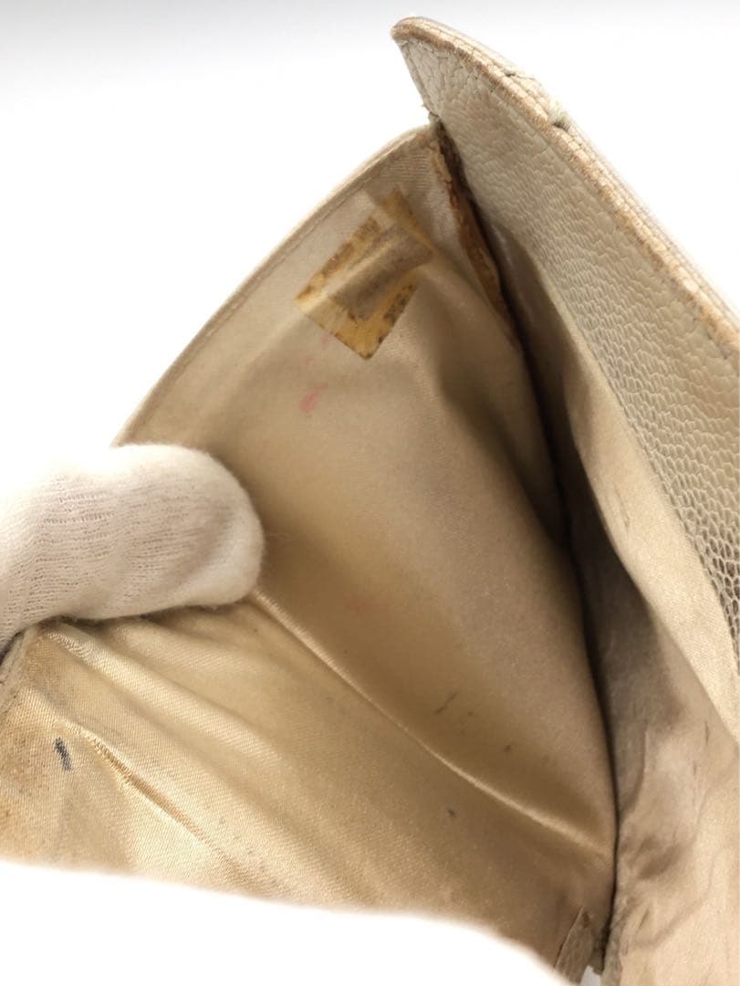 シャネル　CHANEL キャビアスキン　財布