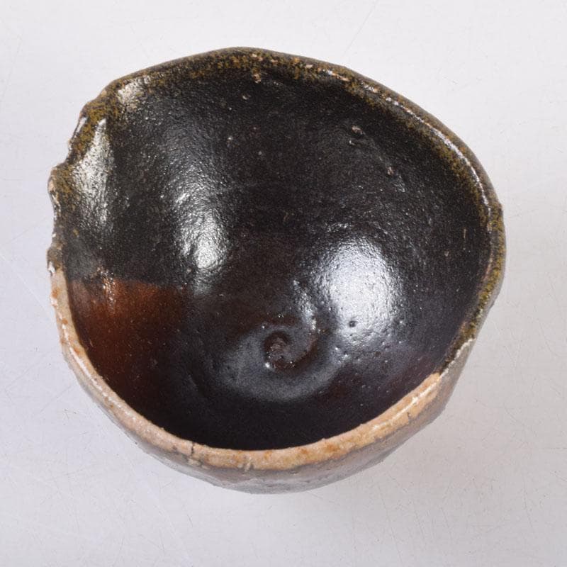 美濃焼　養心窯　樋口雅之作　織部　ぐい呑　酒盃　共布共箱　C　8404