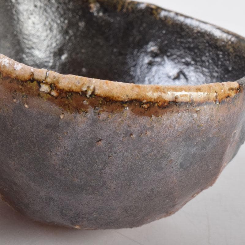 美濃焼　養心窯　樋口雅之作　織部　ぐい呑　酒盃　共布共箱　C　8404