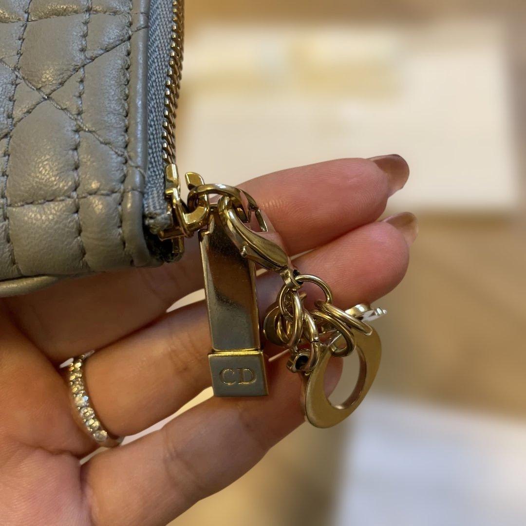 美品　DIOR レディディオール ジップ キーケース ケース　水色　ブルー