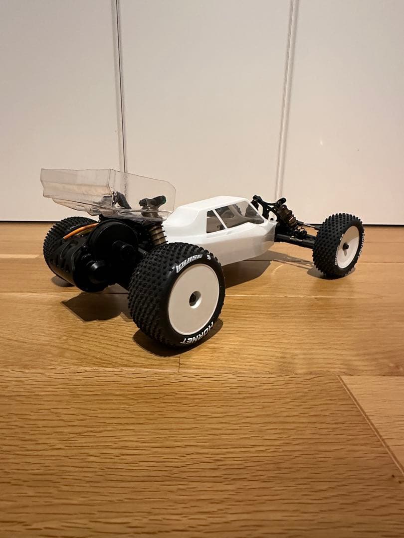 KYOSHO ULTIMA RB6 ラジコン