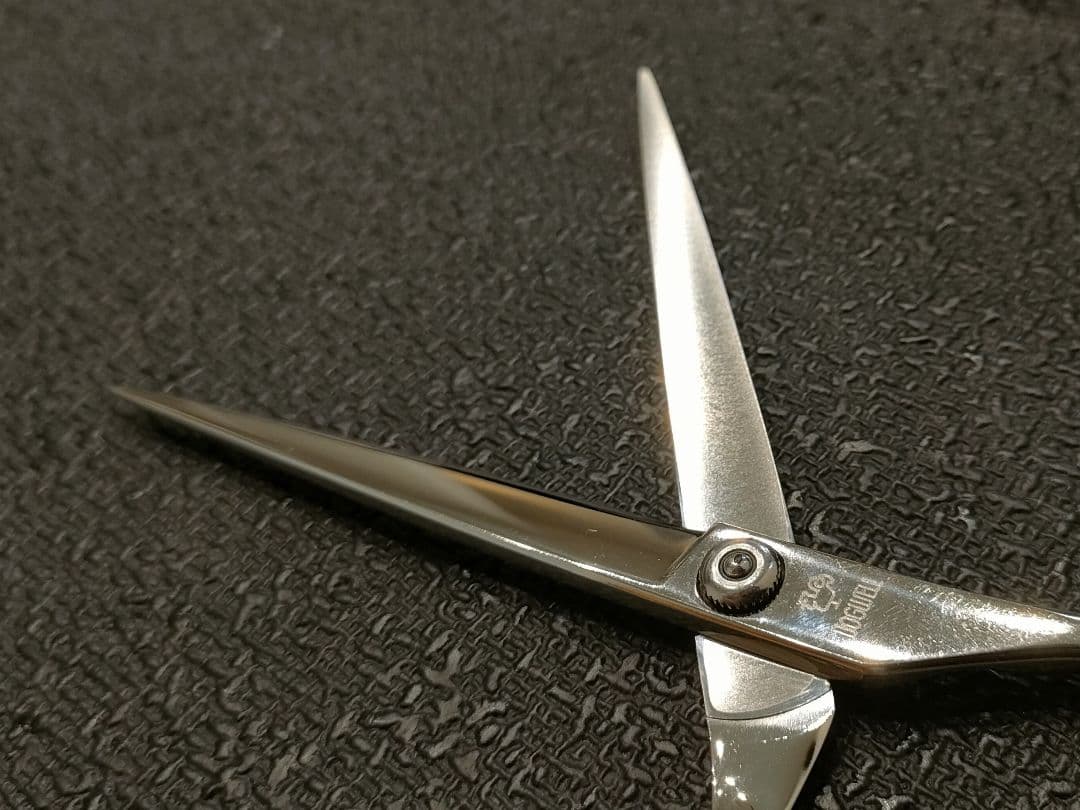 【 DOGWELL トリミングシザー DKA-69A 】