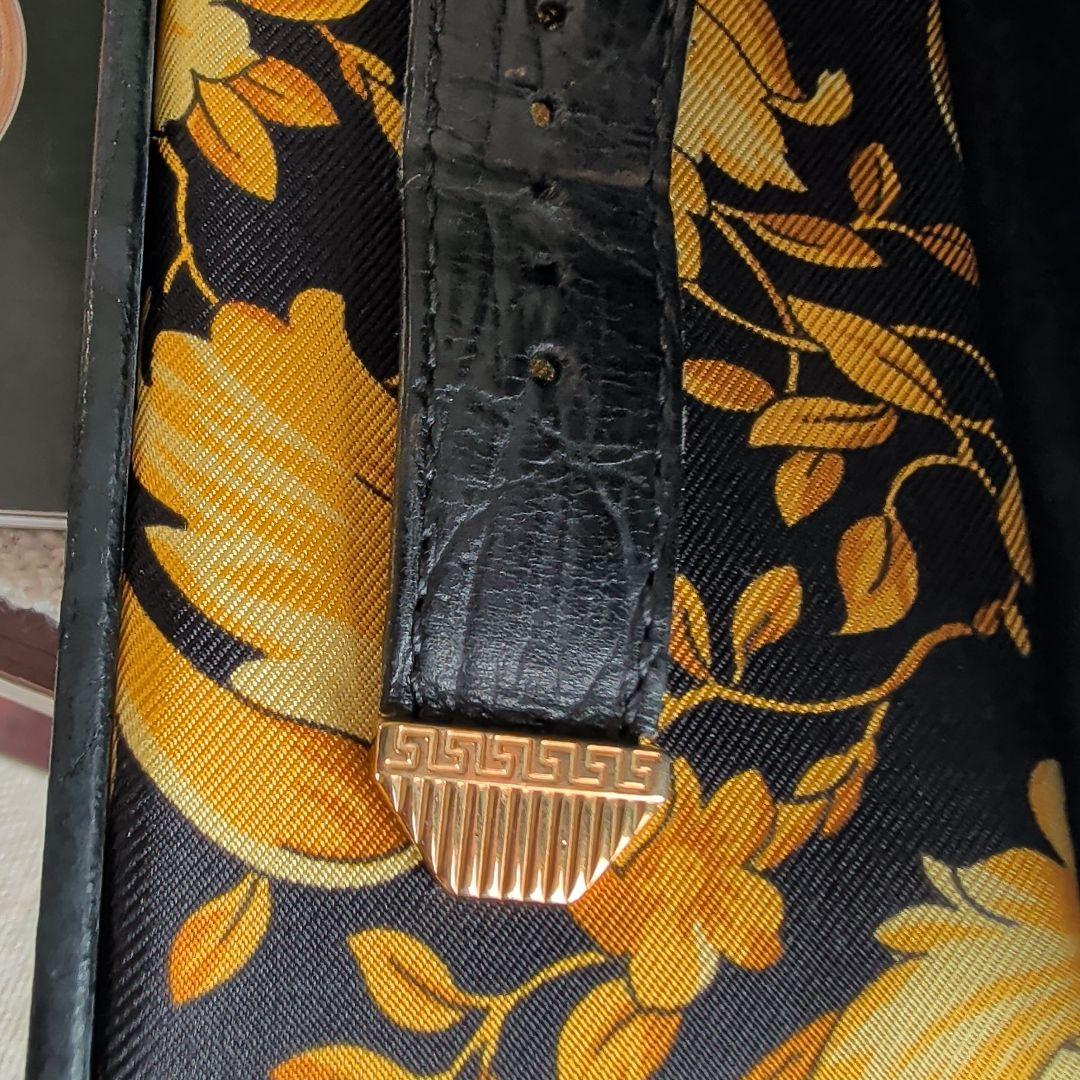 ヴェルサーチ　GIANNI VERSACE ゴールド腕時計
