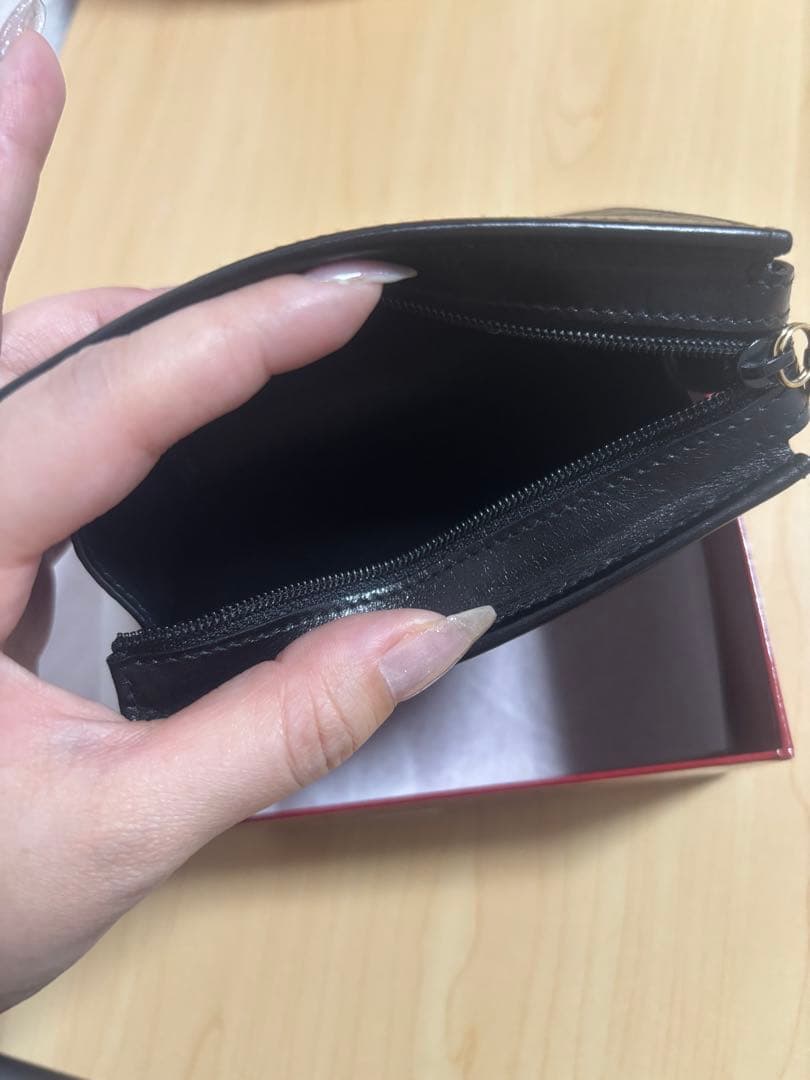 Ferragamoフェラガモ　ケース　ヴァラリボン　ブラック