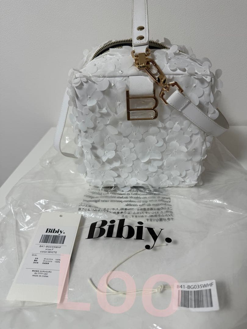 bibiy B. FLORET BOX BAGタグあり