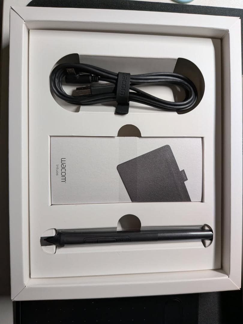 Wacom Intuos Small ワイヤレス CTL-4100WL/K0