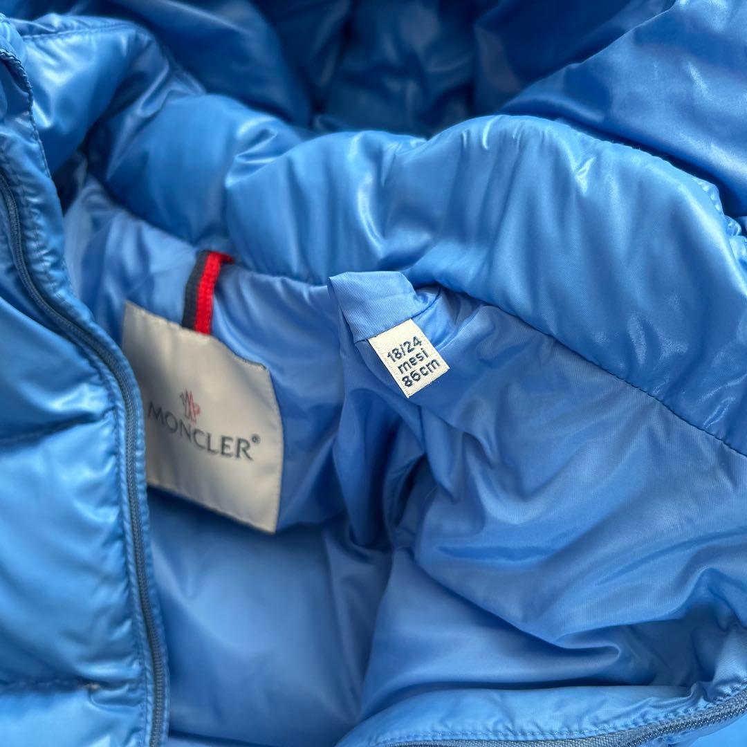 MONCLER フード付きダウンジャケット 青