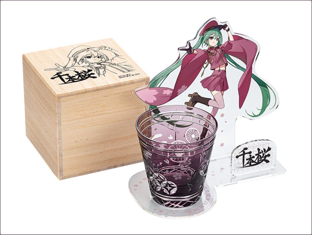 初音ミク 千本桜 江戸切子 アクリル展示台つき 限定品
