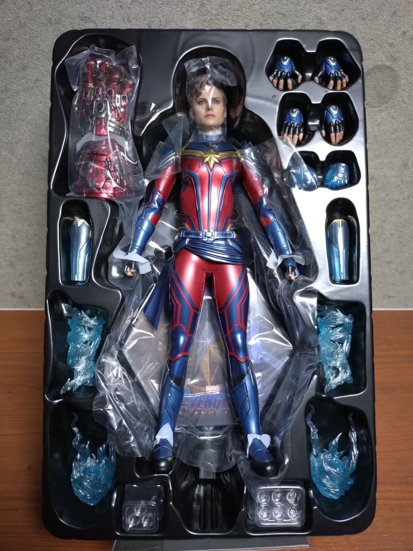 ホットトイズ　キャプテン・マーベル エンドゲーム