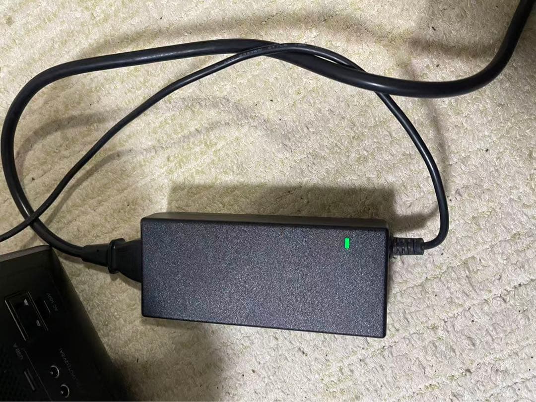 ポータブル電源450,000mAh / 1440Wh 蓄電池 最大出力3000W