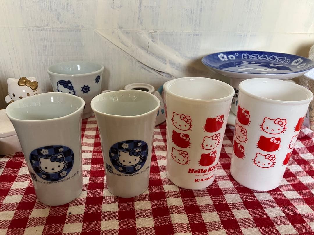 昭和レトロ　サンリオハローキティ　非売品　未使用　多数　ぬいぐるみ　食器　大量