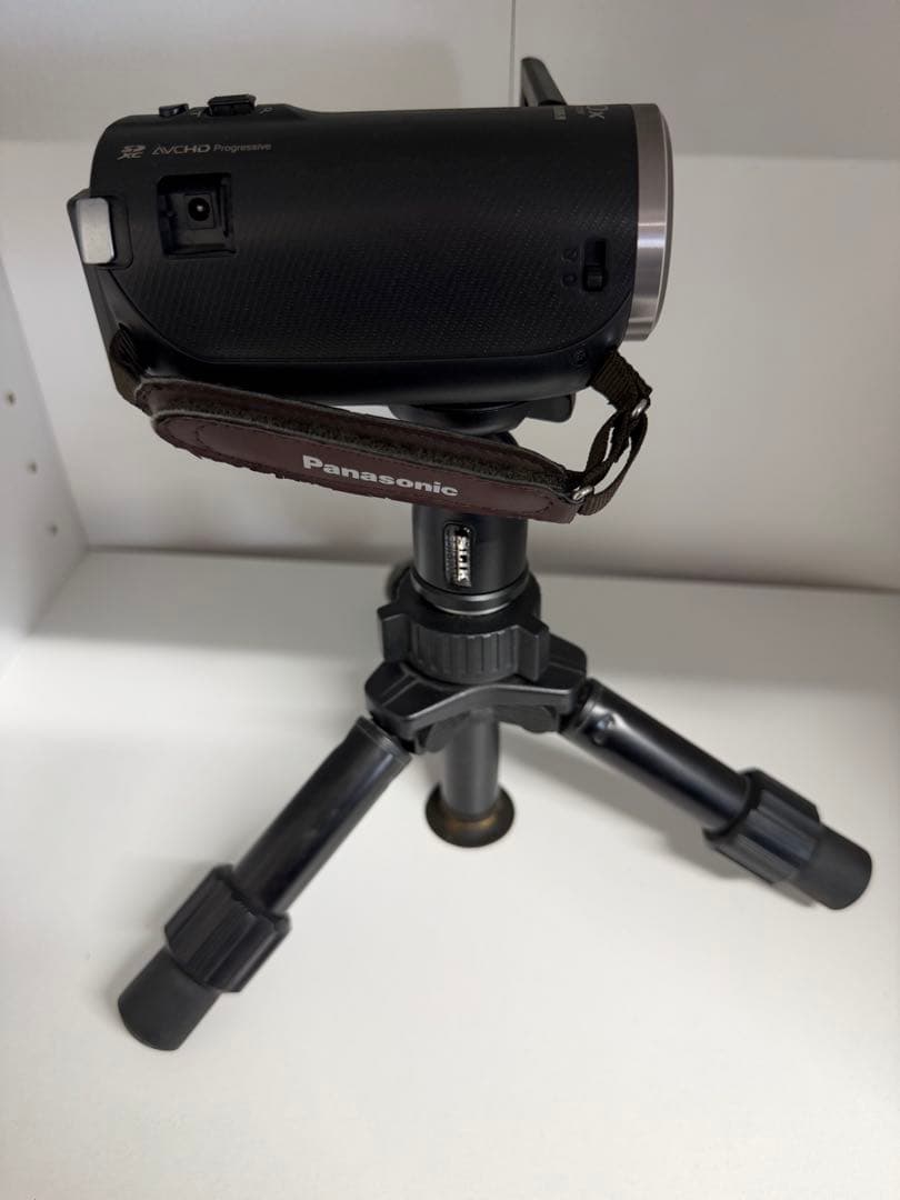 Panasonic HC-V160M ビデオカメラ本体ス リック三脚付き