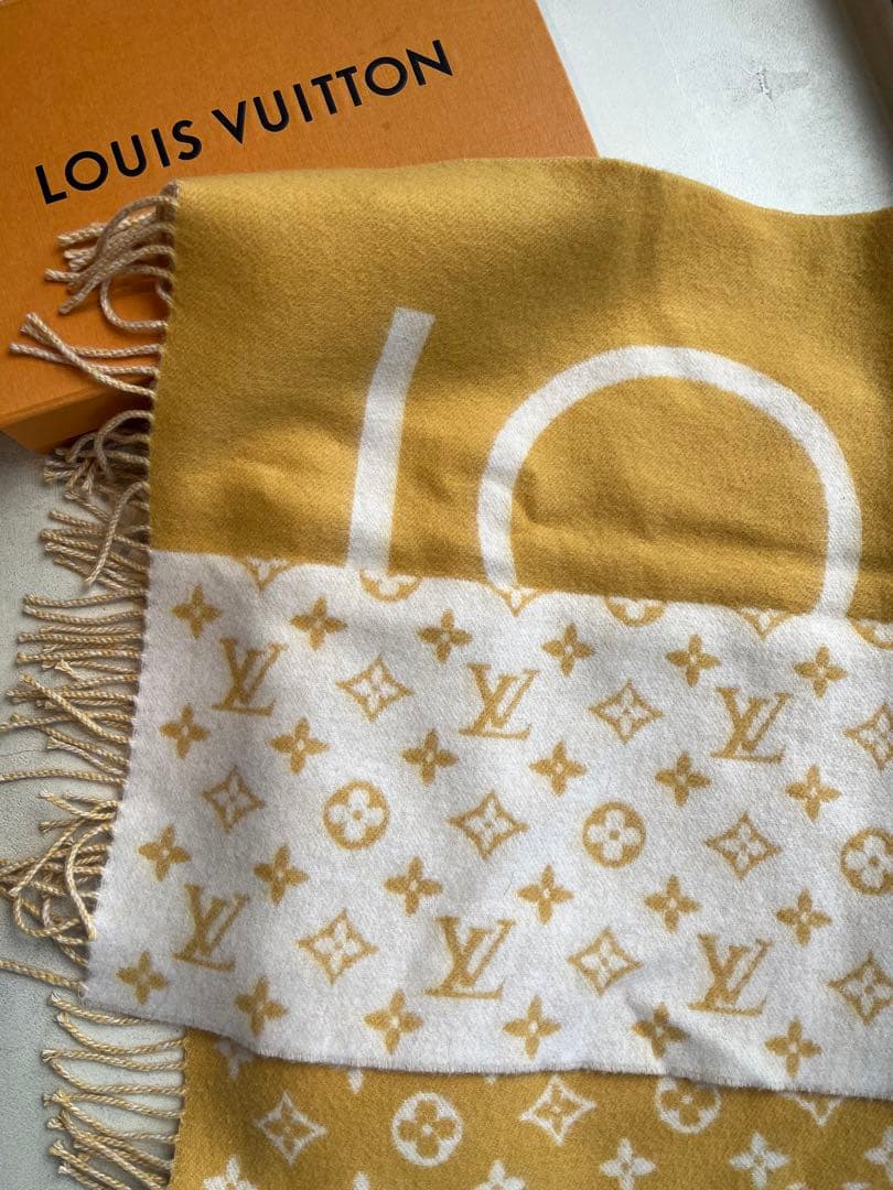 【極美品】LOUIS VUITTON ロゴ入りマフラー イエローカシミヤ100%