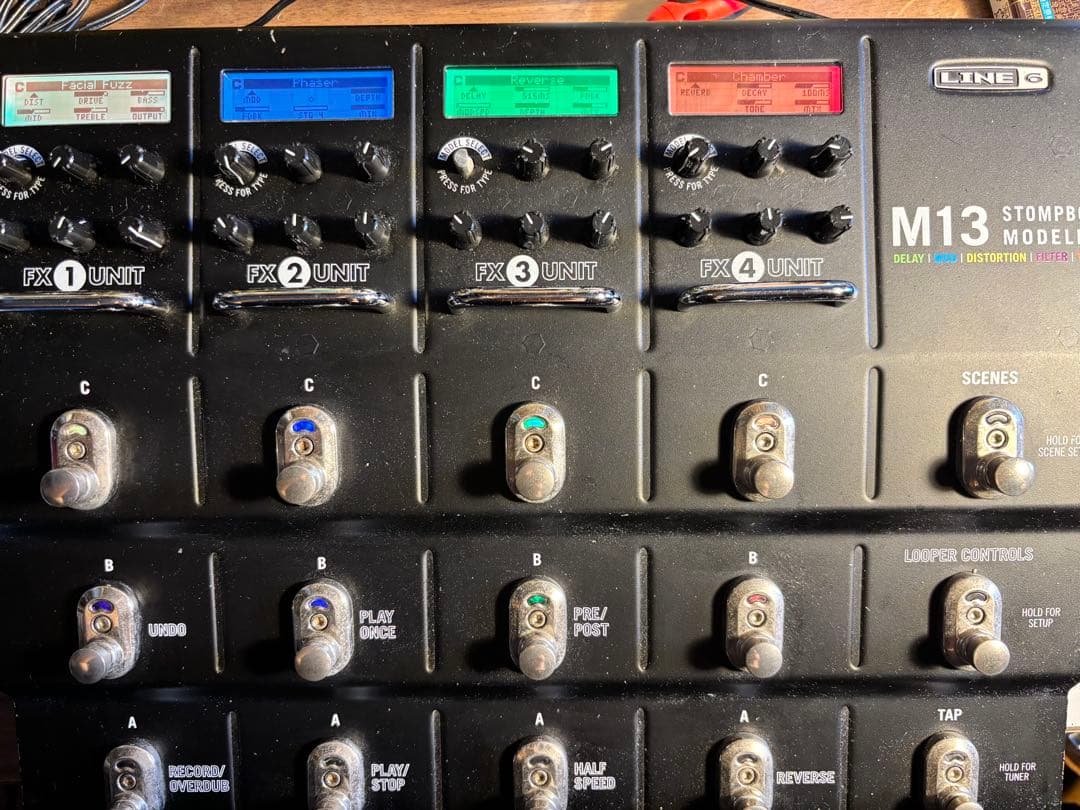 ギター Line 6 M13 Stompbox Modeler