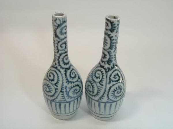 徳利■古伊万里染付蛸唐草紋とっくり 酒器 2本 花瓶 骨董 時代物(江戸後期)■