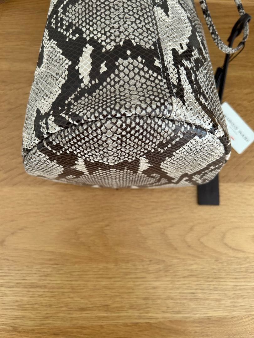 未使用 marco masi マルコマージ パイソン レザーバッグ　ハンドバッグ