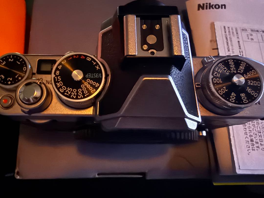 【未使用に近い】Nikon ミラーレス Zfc ボディ シルバー