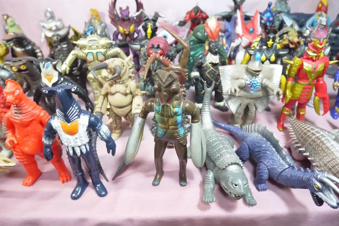 ウルトラ怪獣シリーズ　怪獣　ソフビ　64体セット