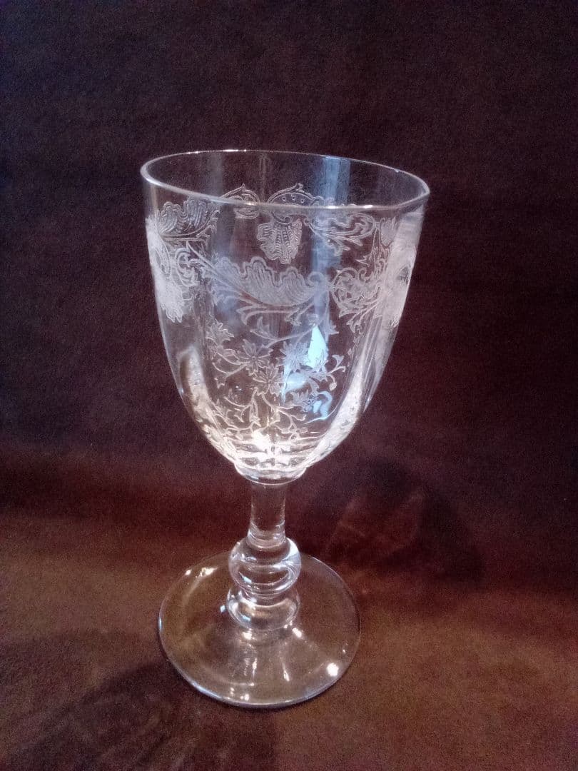 フランス ワイングラス 「ロカイユ模様」アンティーク
