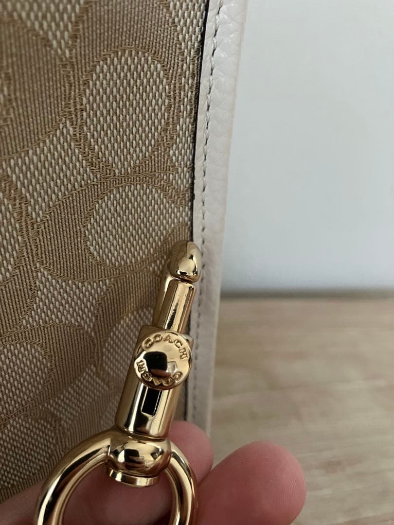 【三が日限定価格】COACH トートバッグ ベージュ/ホワイト