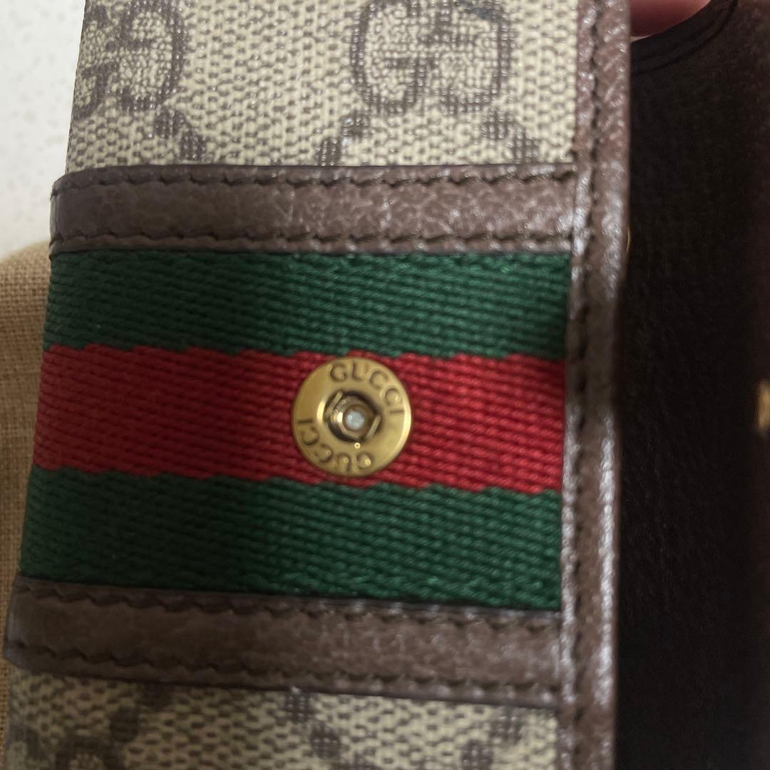 GUCCI ブラウンレザーキーケース
