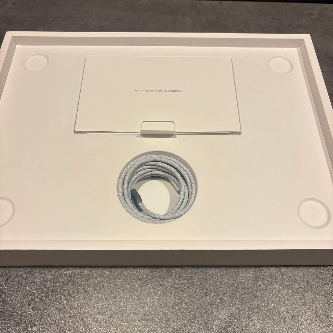 MacBook Air 13インチ　スカイブルー