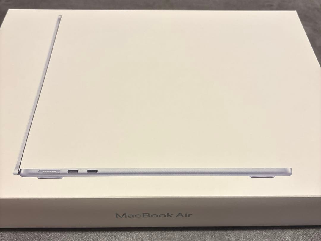 MacBook Air 13インチ　スカイブルー