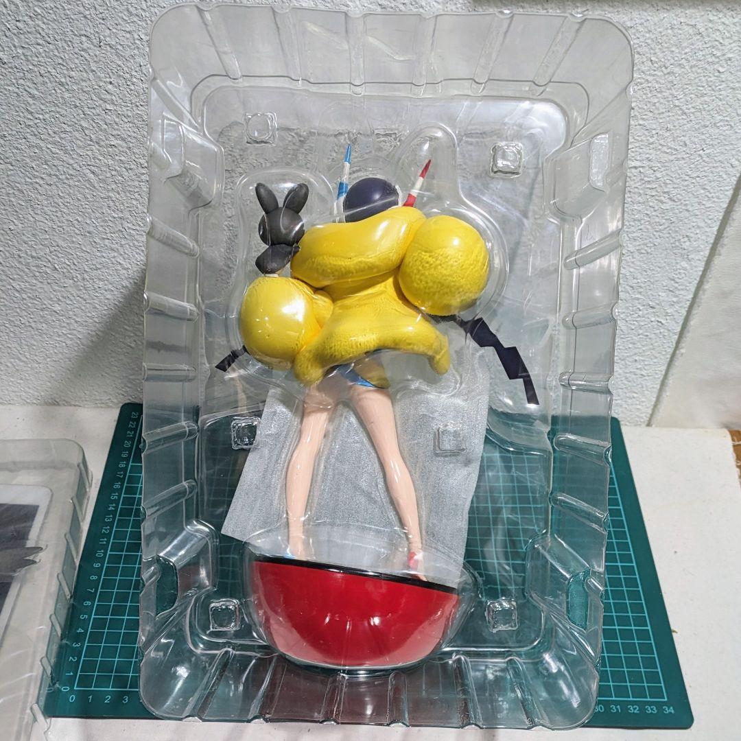 ポケモンセンターオリジナル カミツレ & エモンガ 1/7 フィギュア