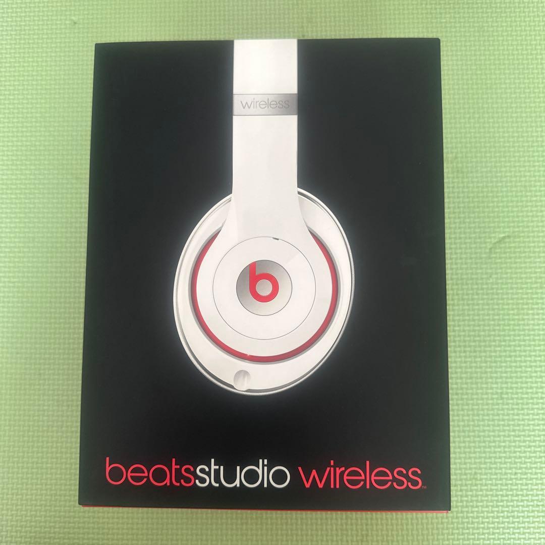 Beats ワイヤレスヘッドホン ホワイト