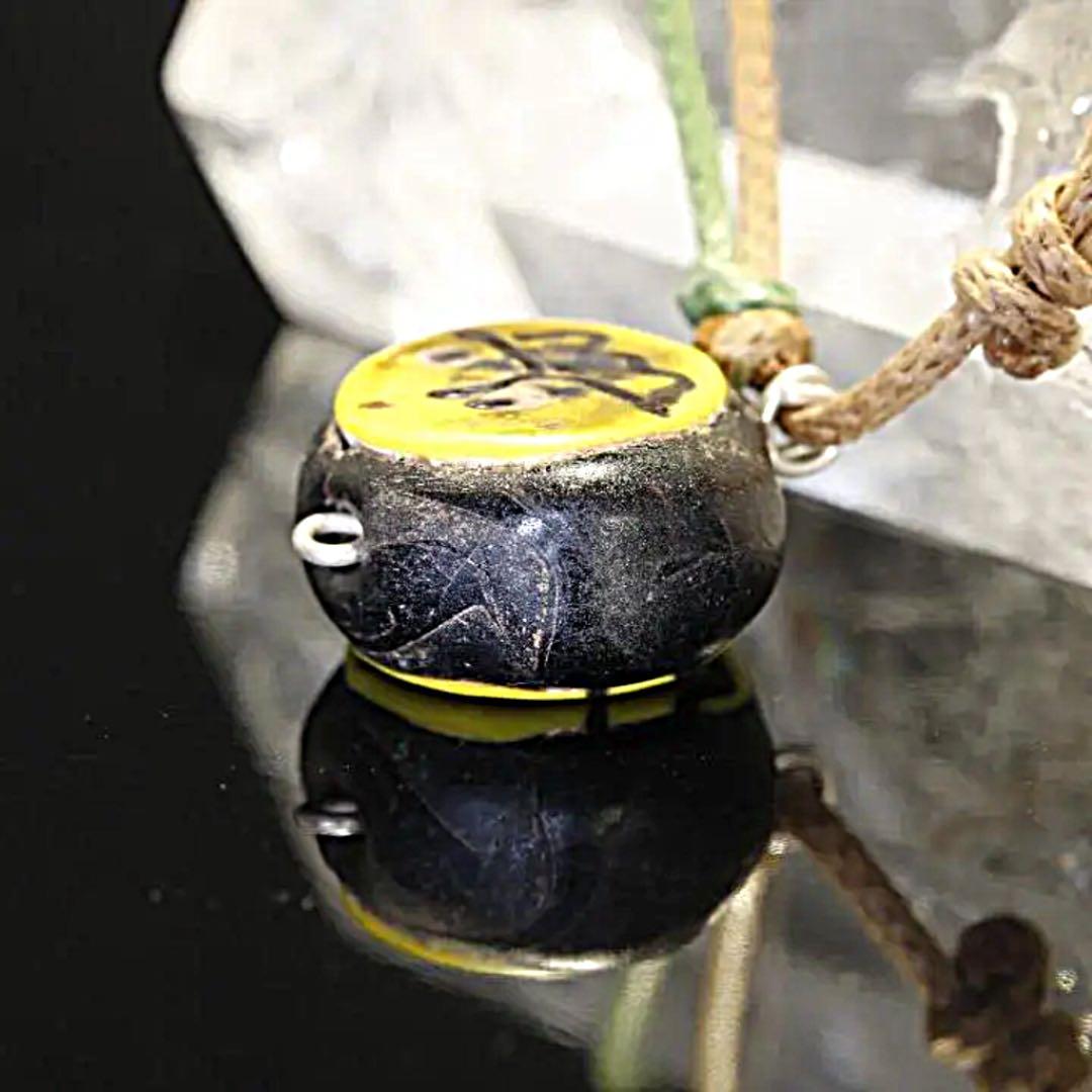 古代モザイク２人面ビーズ 紐ネックレス