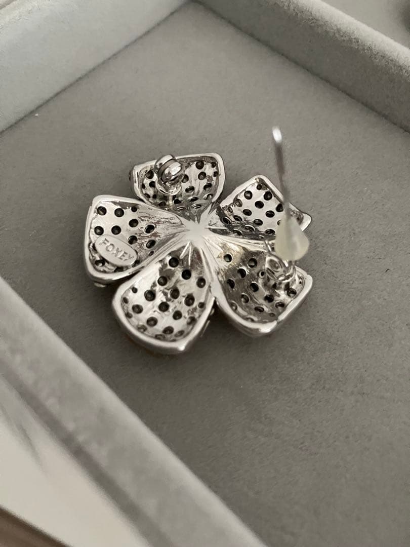 本日セール⭐︎FOXEY FLEUR フォクシーブティック　ブローチ