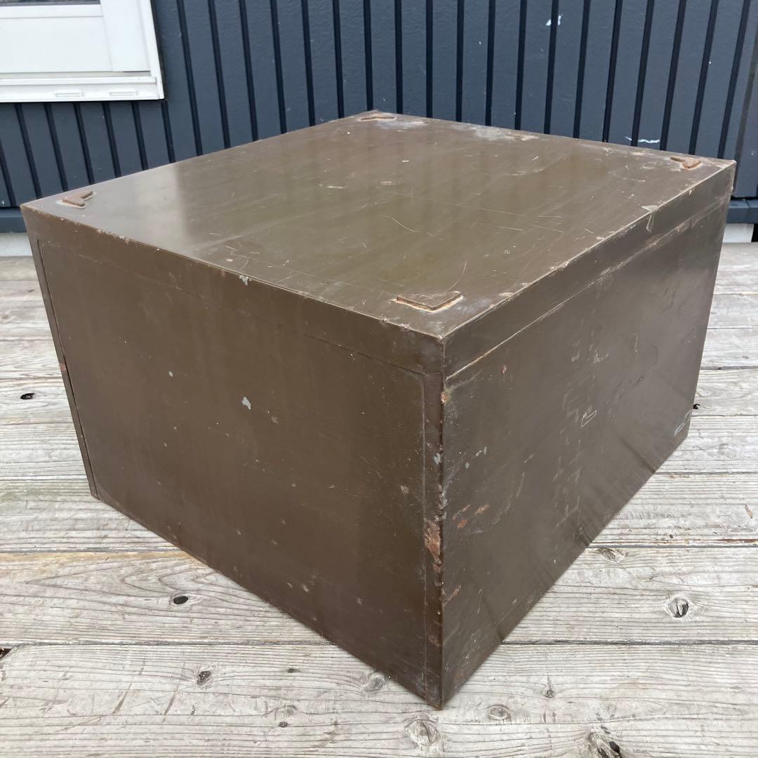 昭和レトロ クロガネ インダストリアル 6段スチールラック 収納ボックス 古家具